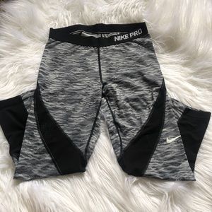 Mesh Nike leggings!